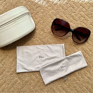 Dior oversized sunglasses 😎
